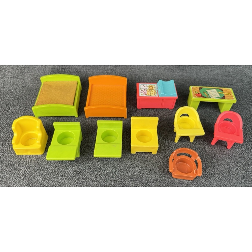 Vintage 70s/80s Fisher Price Little People Lot Of 11 Pieces Of Furniture